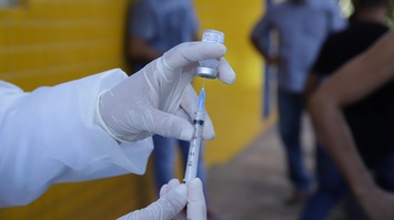 Sesapi reforça que vacinas disponíveis no SUS são eficazes contra variantes da Covid-19