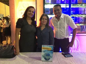 Técnico da Saúde lança livro na festa de aniversário da EDUFPI 